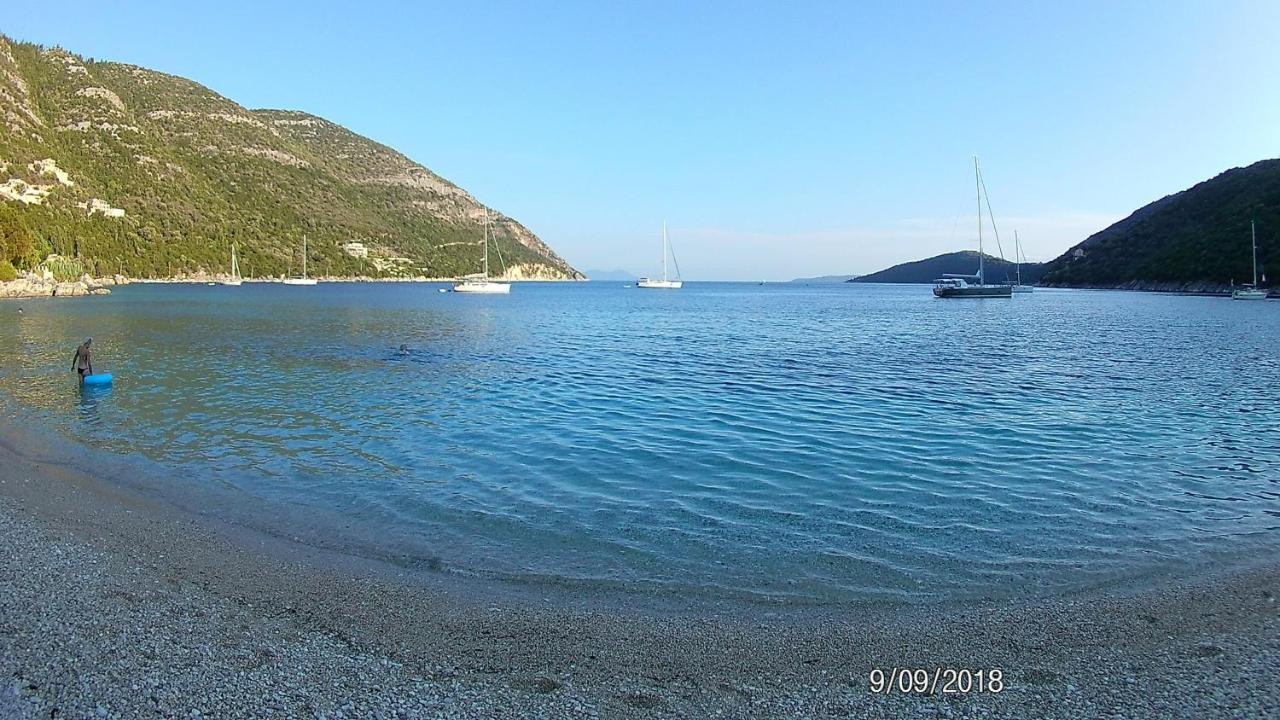 Ionio Sea Poros Studios Mikros Gialos Exterior photo